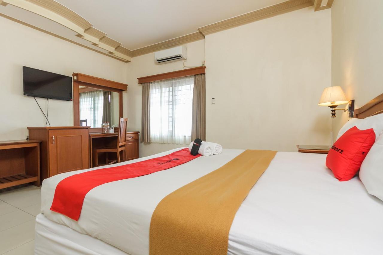 Reddoorz Plus Near Taman Siring Benuaanyar Exterior foto